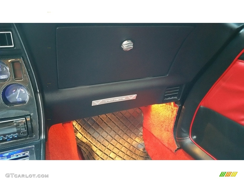 1979 Corvette Coupe - Black / Red photo #15
