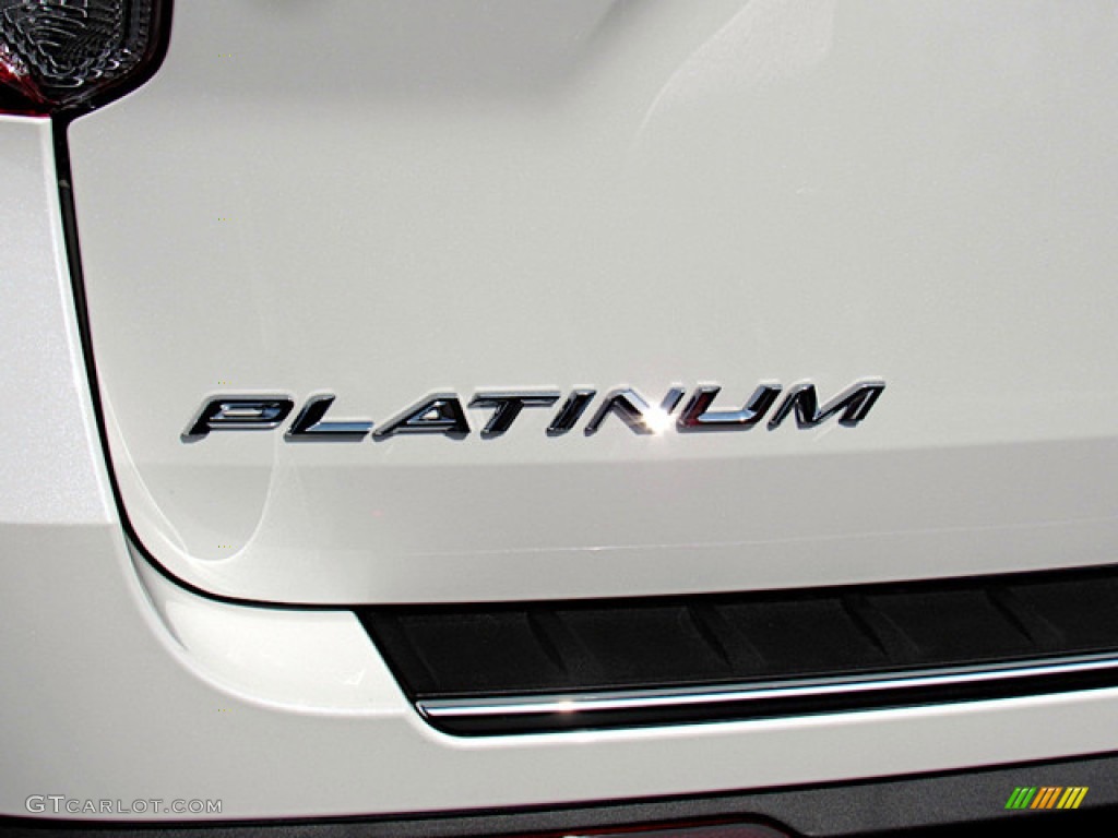 2020 Explorer Platinum 4WD - Star White Metallic Tri-Coat / Sandstone photo #36