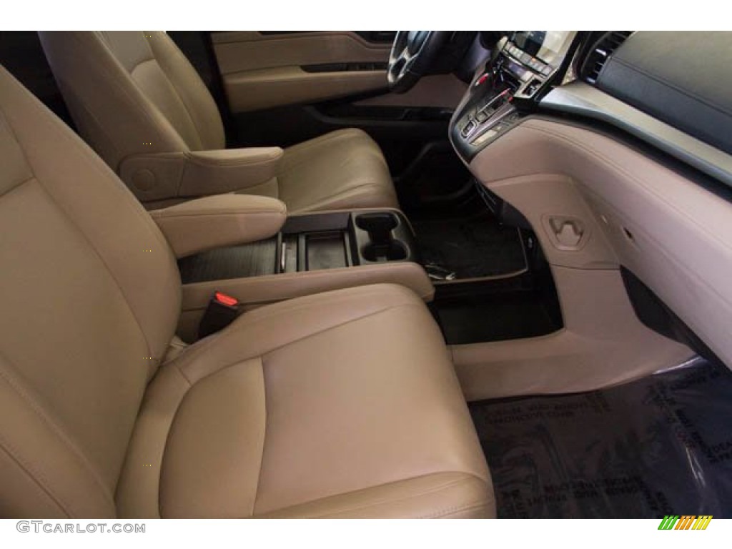 2018 Odyssey EX-L - Forest Mist Metallic / Beige photo #26