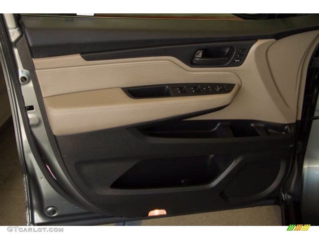 2018 Odyssey EX-L - Forest Mist Metallic / Beige photo #32