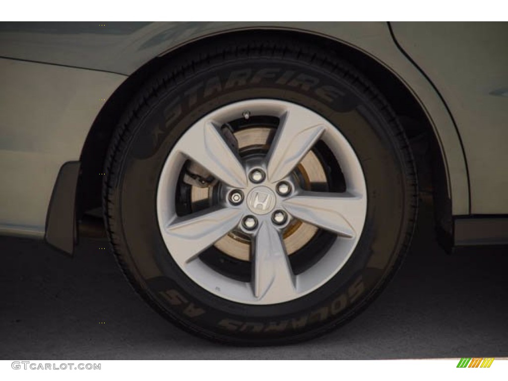 2018 Odyssey EX-L - Forest Mist Metallic / Beige photo #36
