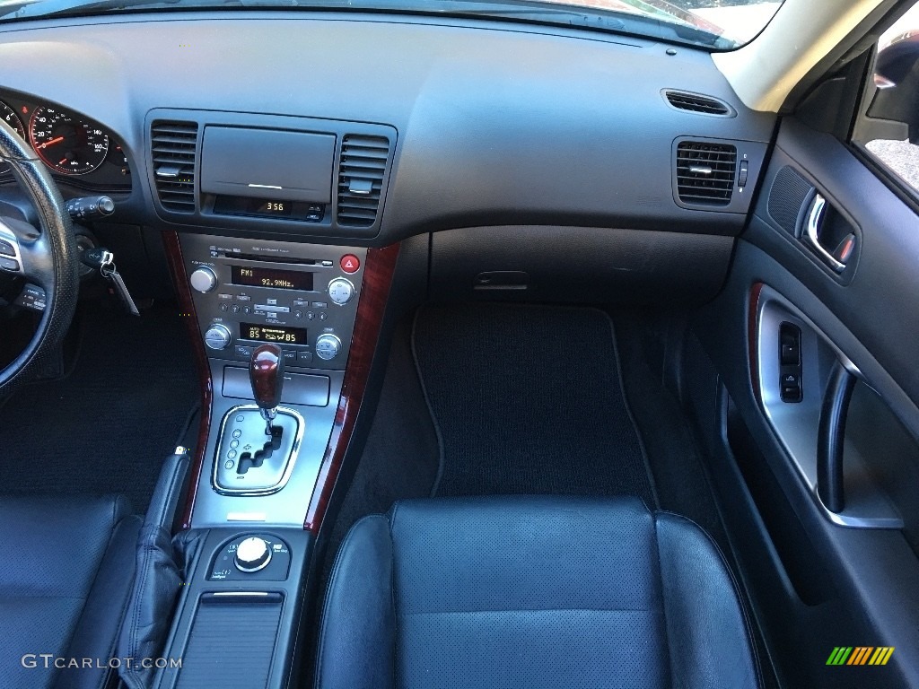 2007 Subaru Outback 2.5 XT Limited Wagon Charcoal Leather Dashboard Photo #138694260