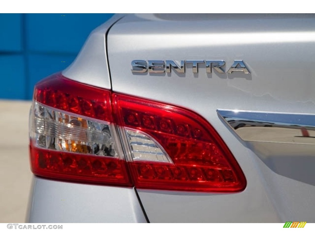 2013 Nissan Sentra SV Marks and Logos Photo #138694677