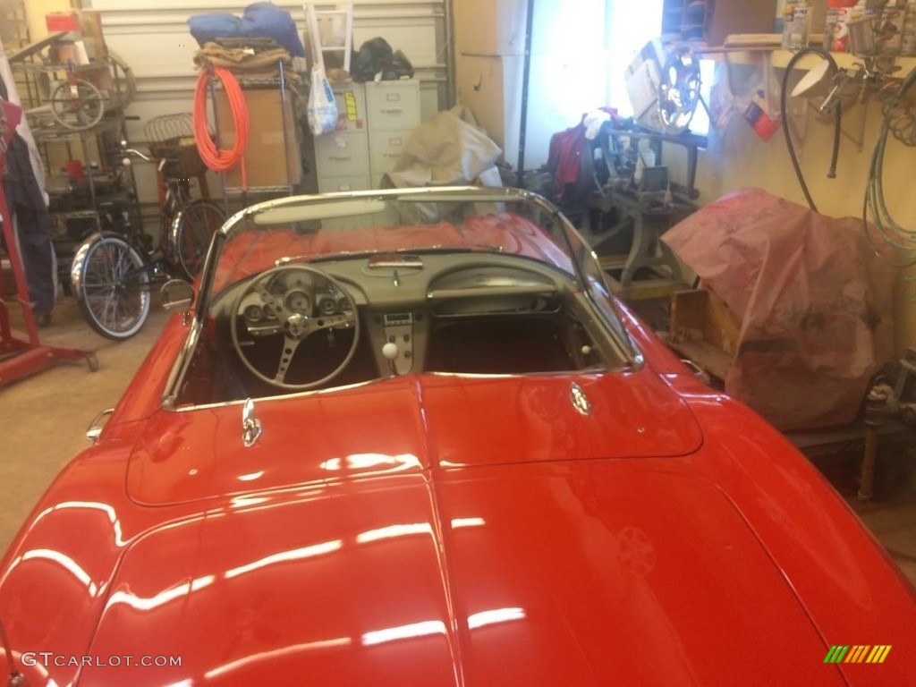 1961 Corvette Convertible - Roman Red / Fawn photo #25