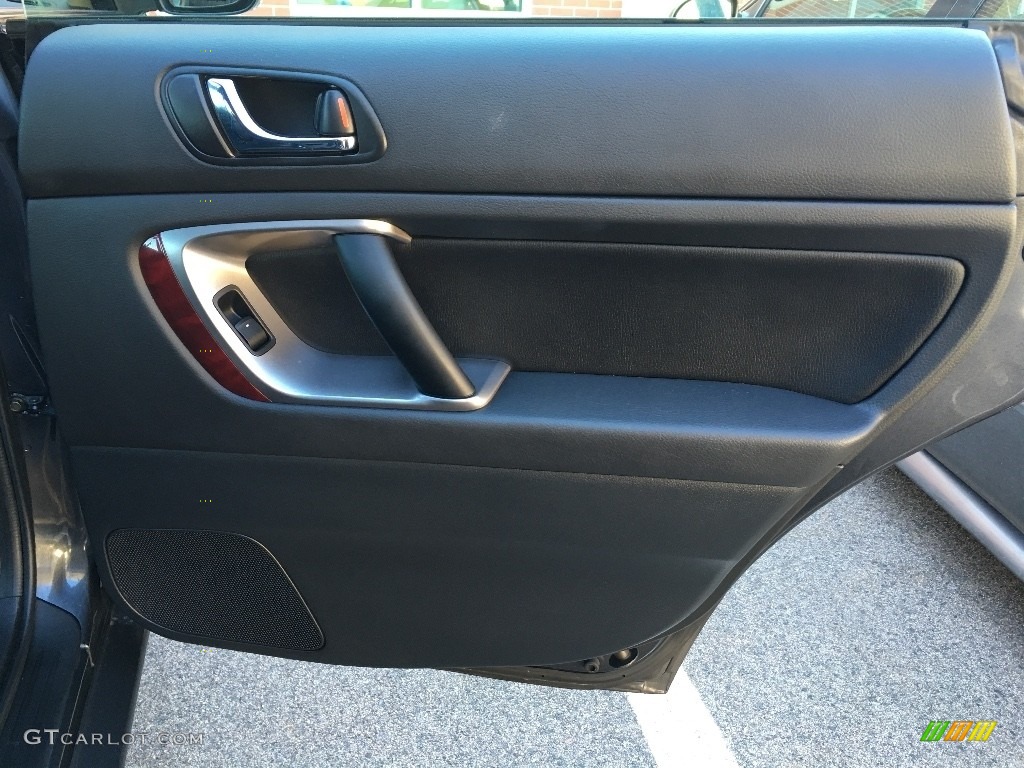 2007 Subaru Outback 2.5 XT Limited Wagon Charcoal Leather Door Panel Photo #138694881