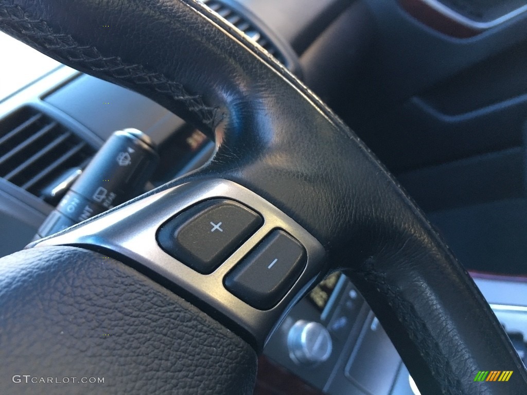 2007 Subaru Outback 2.5 XT Limited Wagon Steering Wheel Photos