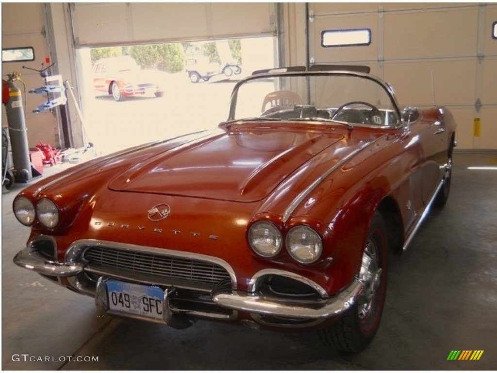 Honduras Maroon 1962 Chevrolet Corvette Convertible Exterior Photo #138695271