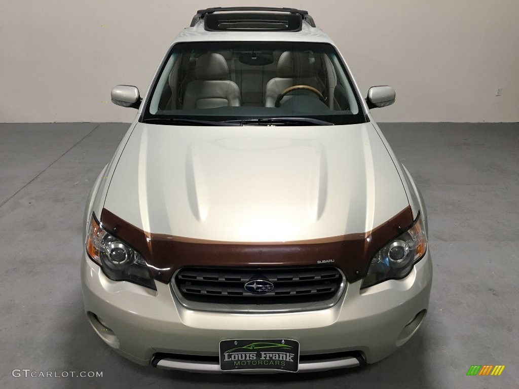 2005 Outback 3.0 R VDC Limited Wagon - Champagne Gold Opal / Taupe photo #7