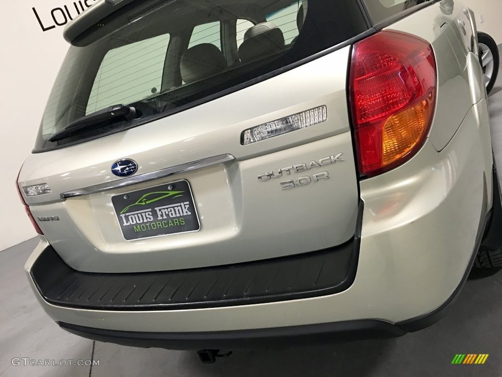 2005 Outback 3.0 R VDC Limited Wagon - Champagne Gold Opal / Taupe photo #27