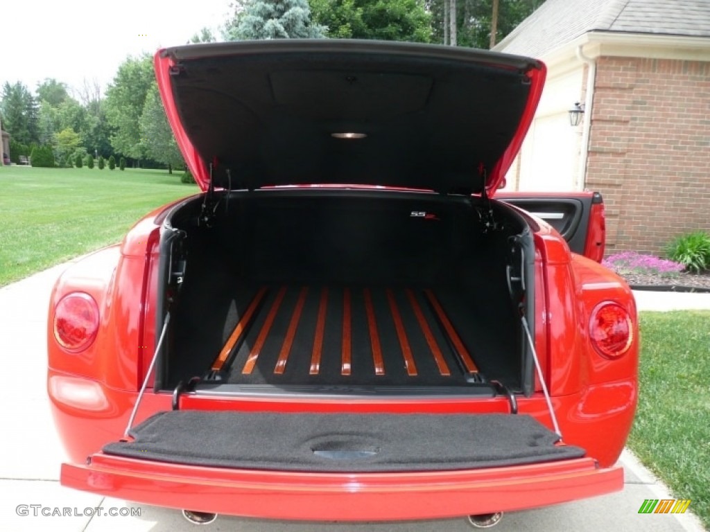2004 SSR  - Redline Red / Ebony photo #4