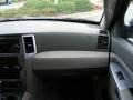 Light Graystone Pearl - Grand Cherokee Laredo Photo No. 21