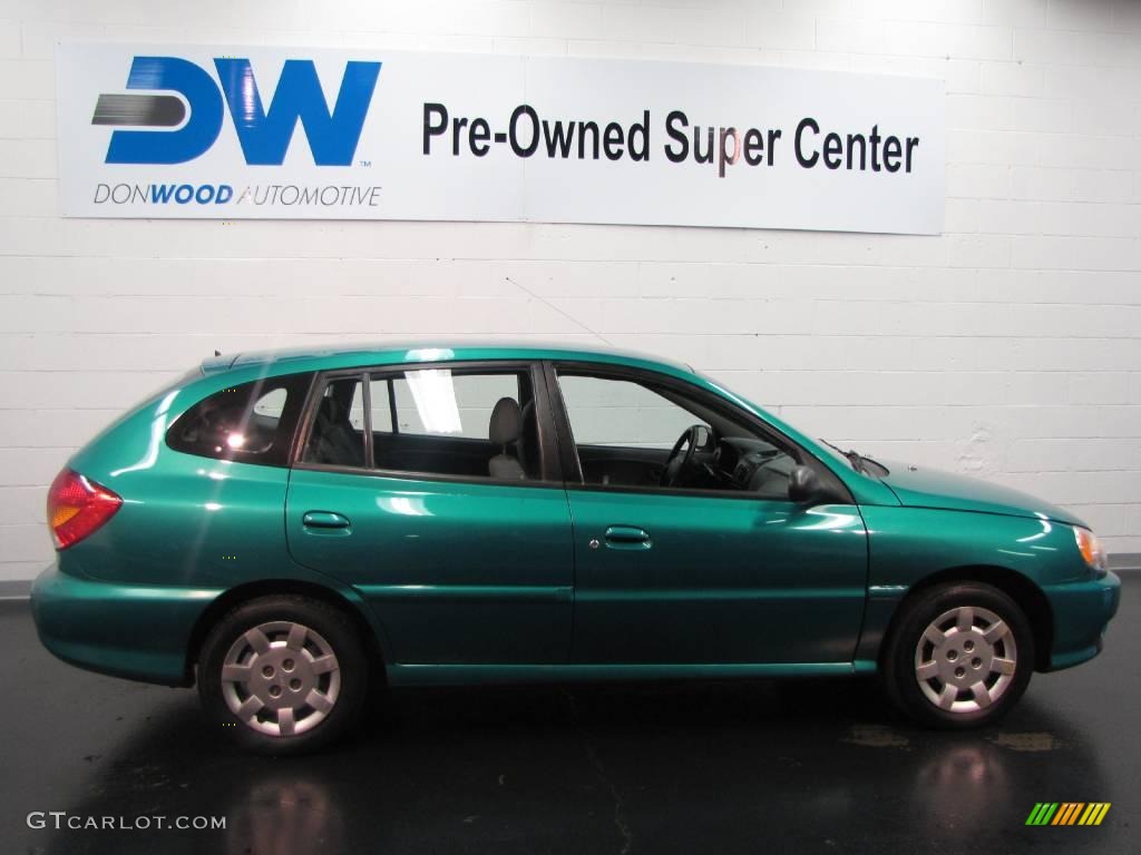 2002 Rio Cinco Hatchback - Emerald Green / Gray photo #4