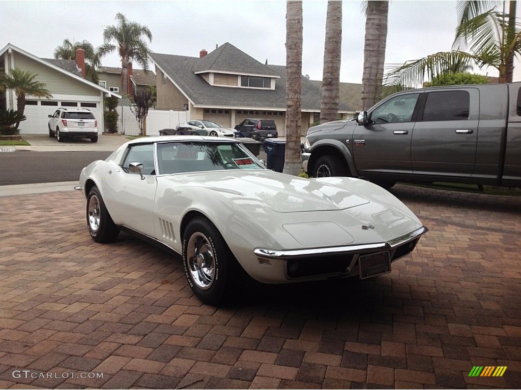 Polar White 1968 Chevrolet Corvette Coupe Exterior Photo #138698964