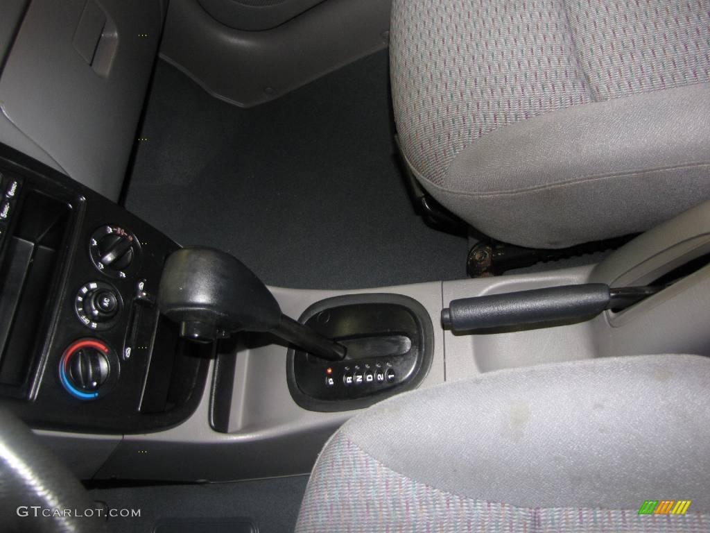 2002 Rio Cinco Hatchback - Emerald Green / Gray photo #15