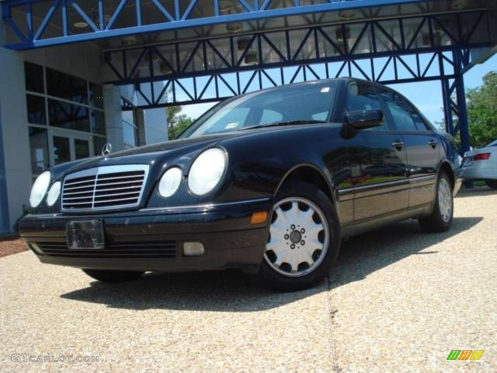 Black Mercedes-Benz E