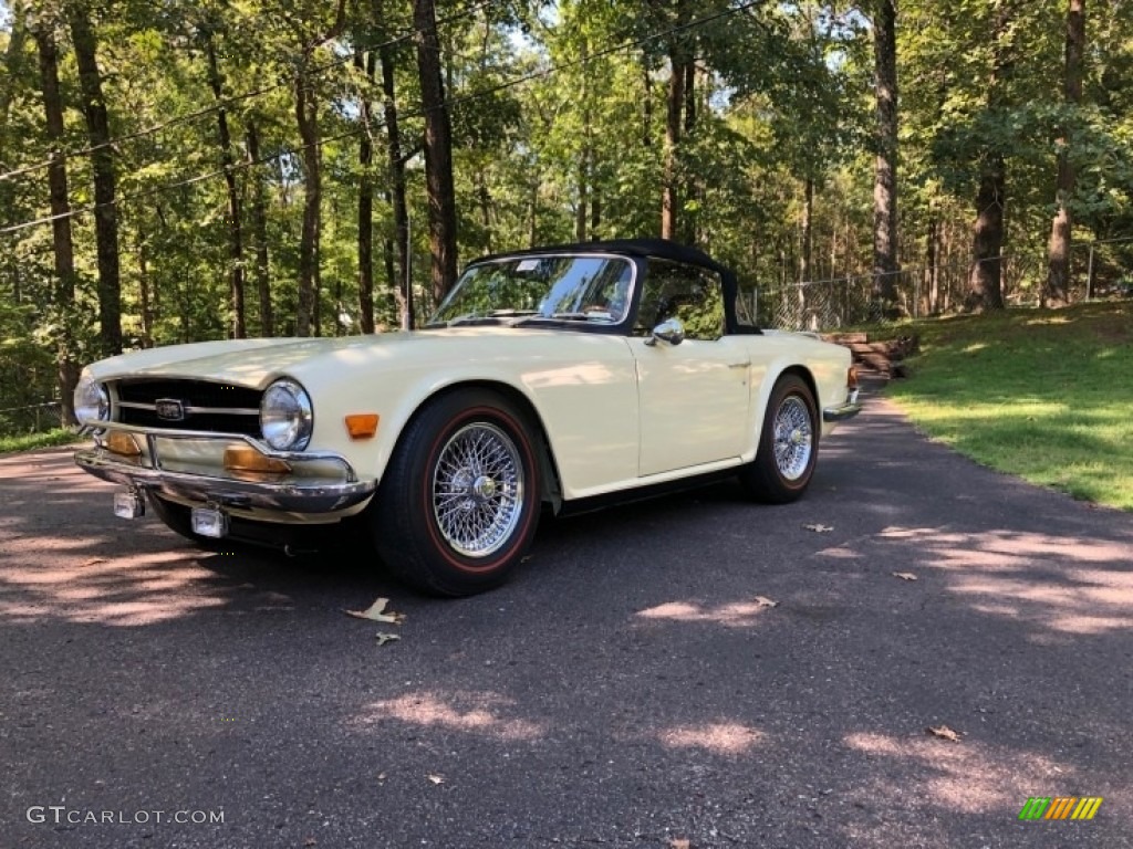 1969 Triumph TR6 Standard TR6 Model Exterior Photos