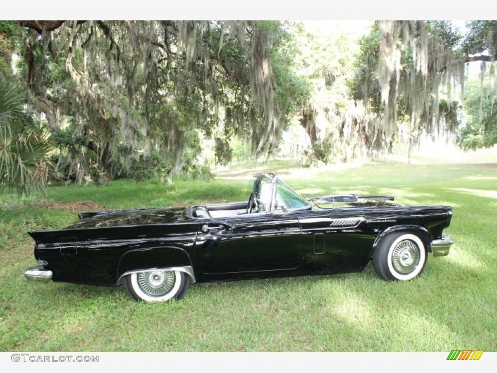 Raven Black 1957 Ford Thunderbird Convertible Exterior Photo #138702438