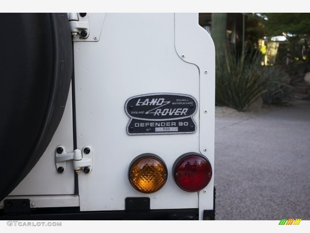 1997 Land Rover Defender 90 Hard Top Marks and Logos Photos