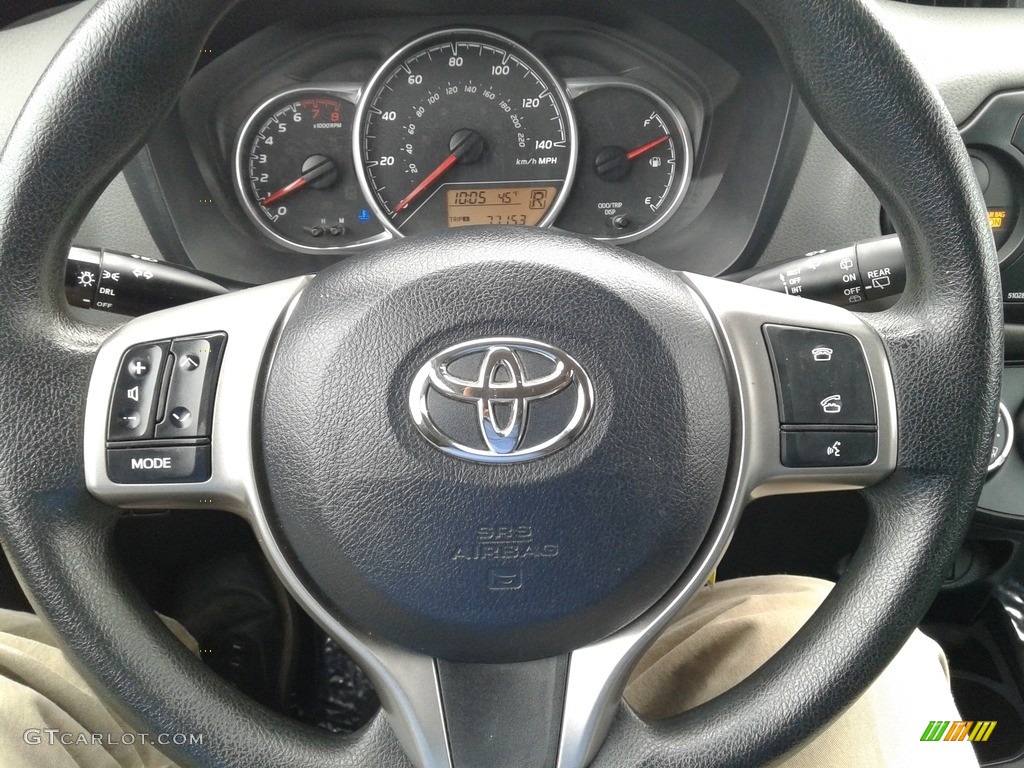 2018 Toyota Yaris 3-Door L Black Steering Wheel Photo #138704346
