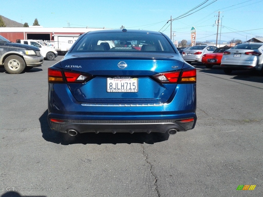 2019 Altima SR - Deep Blue Pearl / Charcoal photo #4