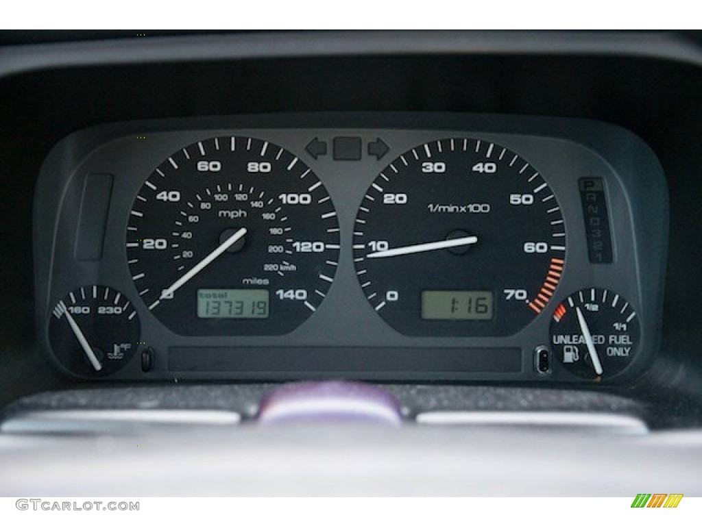 1998 Volkswagen Jetta GLS Sedan Gauges Photo #138710082