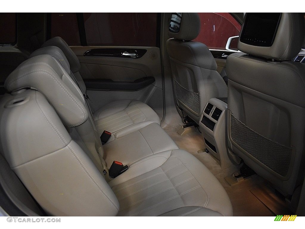 2016 GL 450 4Matic - Polar White / Almond Beige/Mocha photo #19