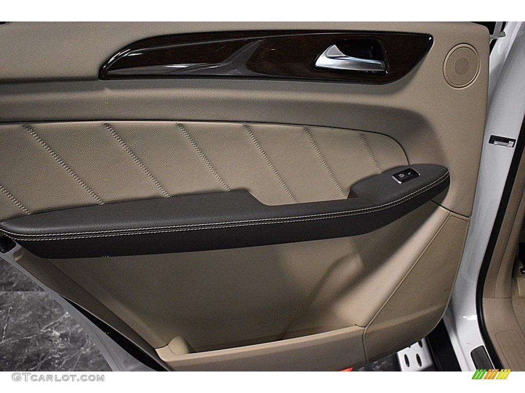 2016 GL 450 4Matic - Polar White / Almond Beige/Mocha photo #26