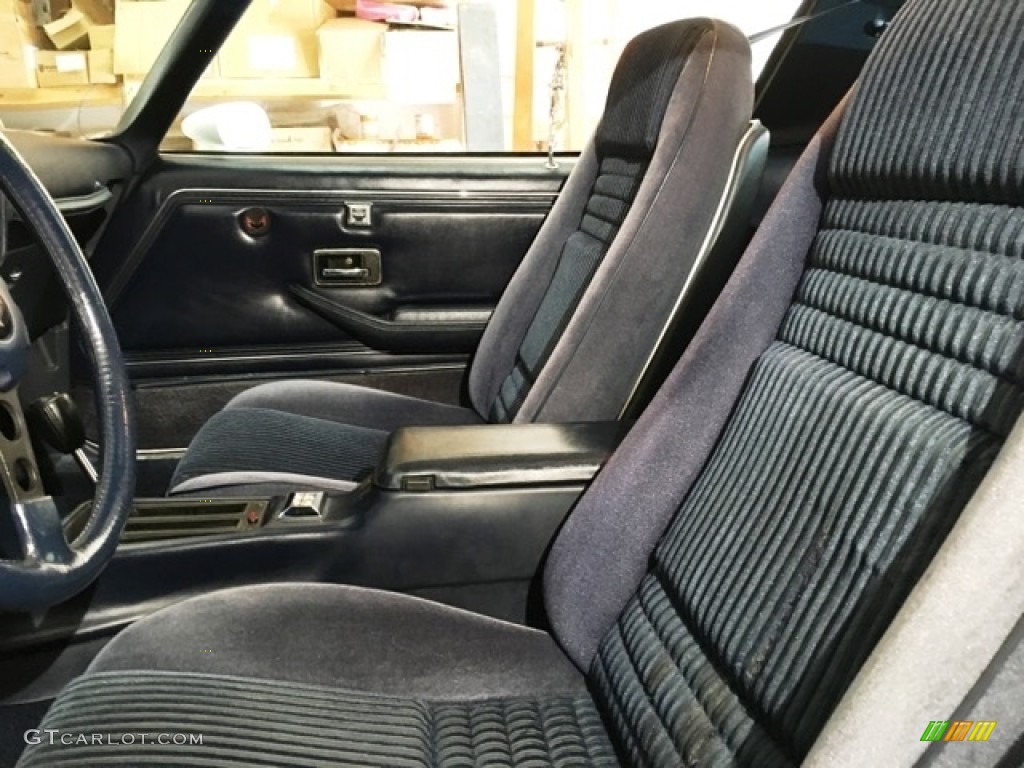 1981 Firebird Trans Am Coupe - White / Dark Blue photo #8