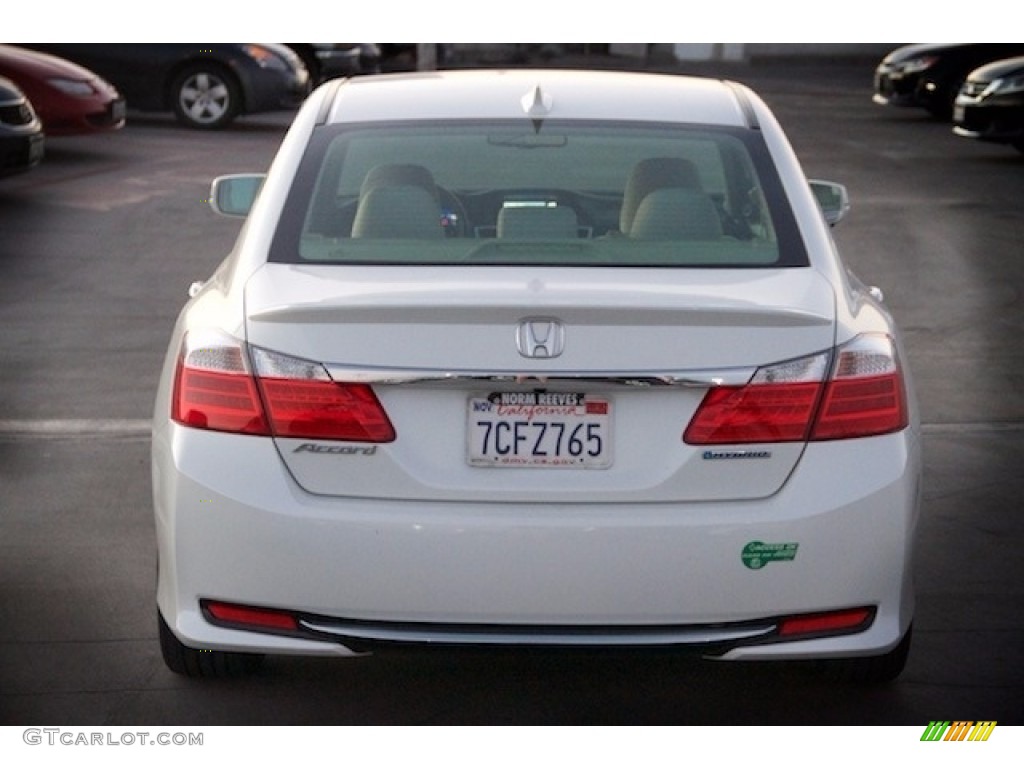 2014 Accord Plug-In Hybrid - White Orchid Pearl / Gray photo #9