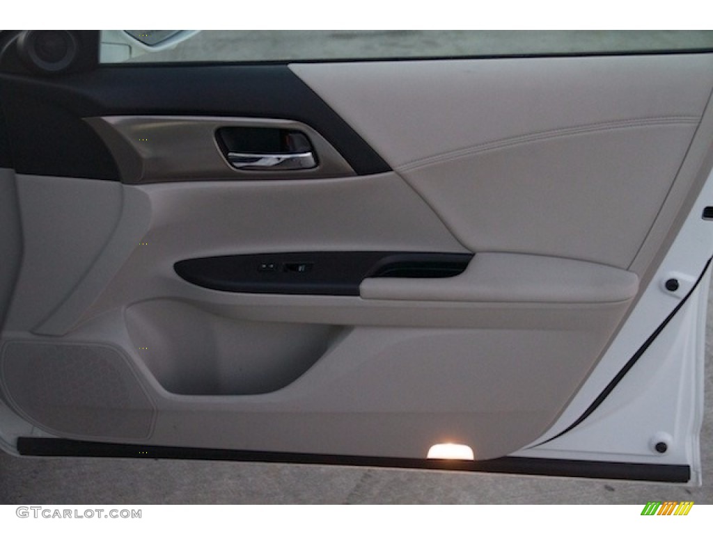 2014 Honda Accord Plug-In Hybrid Door Panel Photos