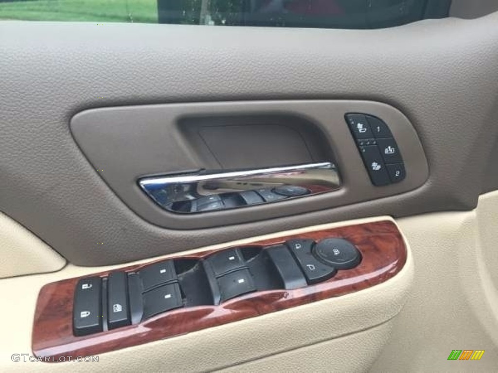 2014 Chevrolet Silverado 2500HD LTZ Crew Cab 4x4 Dark Cashmere/Light Cashmere Door Panel Photo #138718050