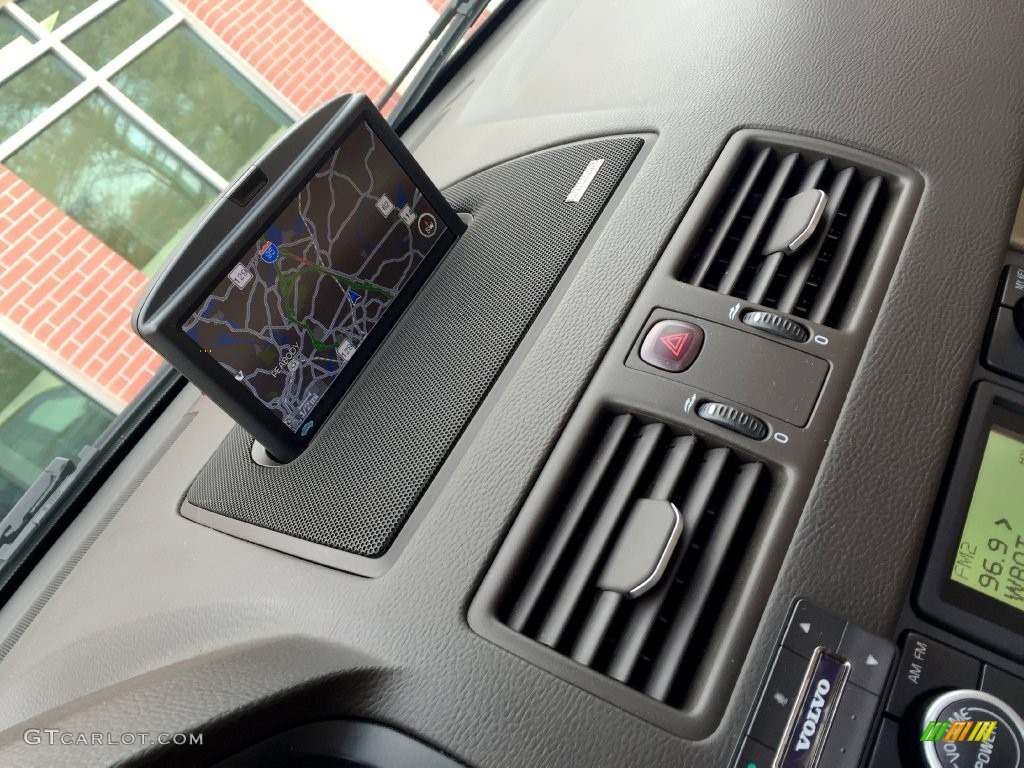 2010 Volvo XC90 V8 AWD Navigation Photo #138720031