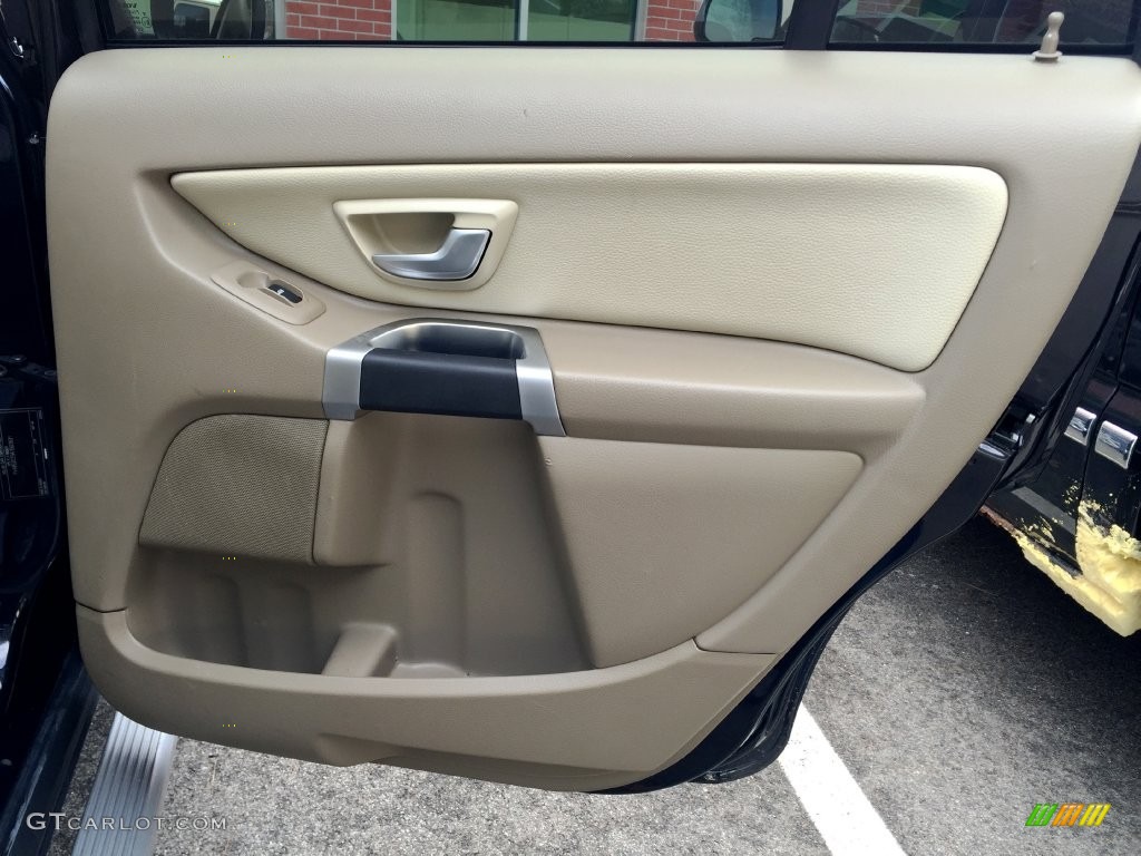 2010 Volvo XC90 V8 AWD Soft Beige Door Panel Photo #138720528