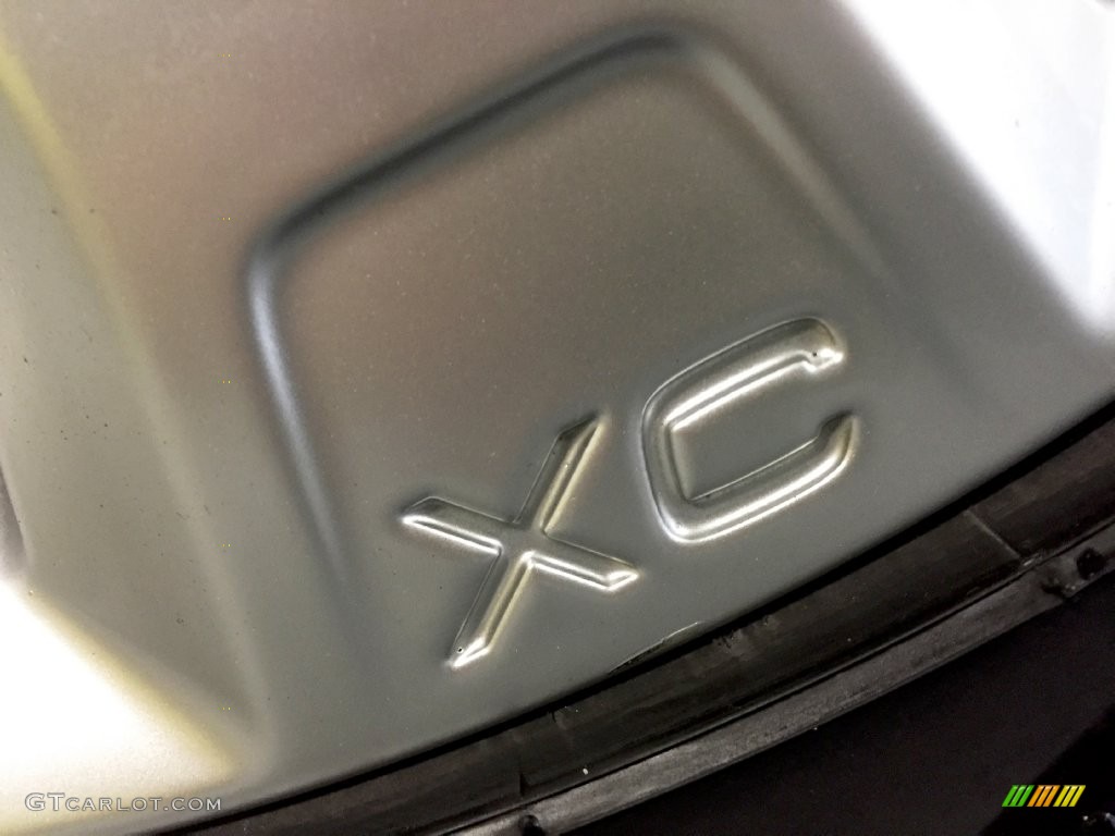 2010 XC90 V8 AWD - Magic Blue Metallic / Soft Beige photo #100