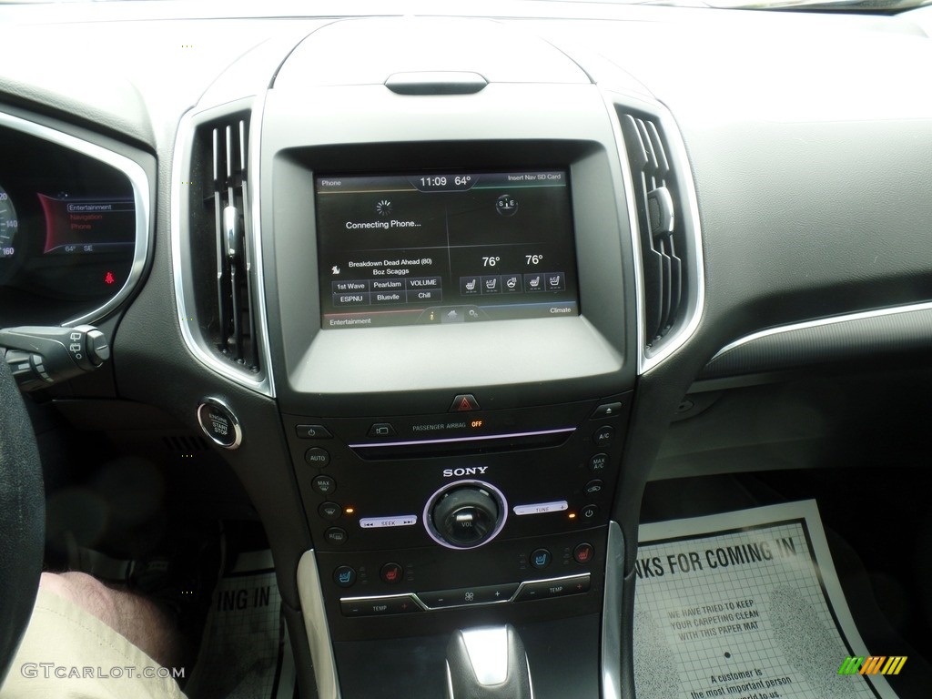 2015 Edge Titanium AWD - Tuxedo Black Metallic / Ebony photo #26