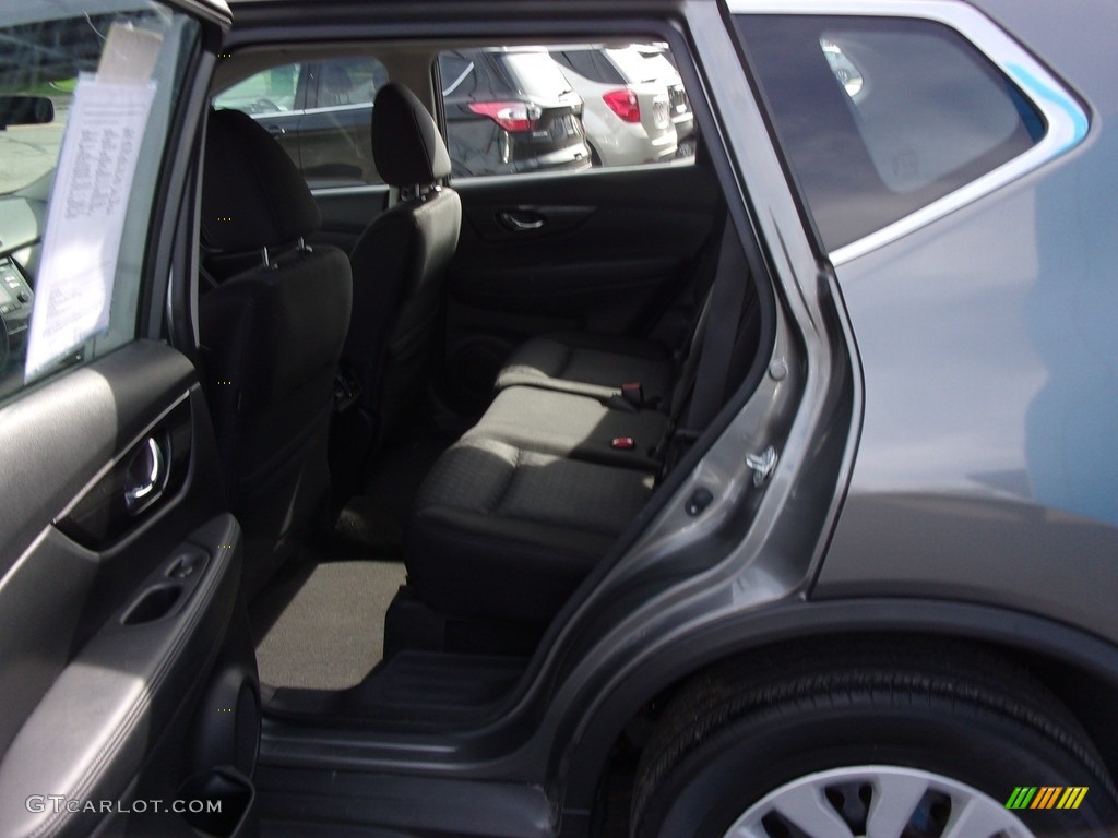 2017 Rogue S AWD - Gun Metallic / Charcoal photo #10