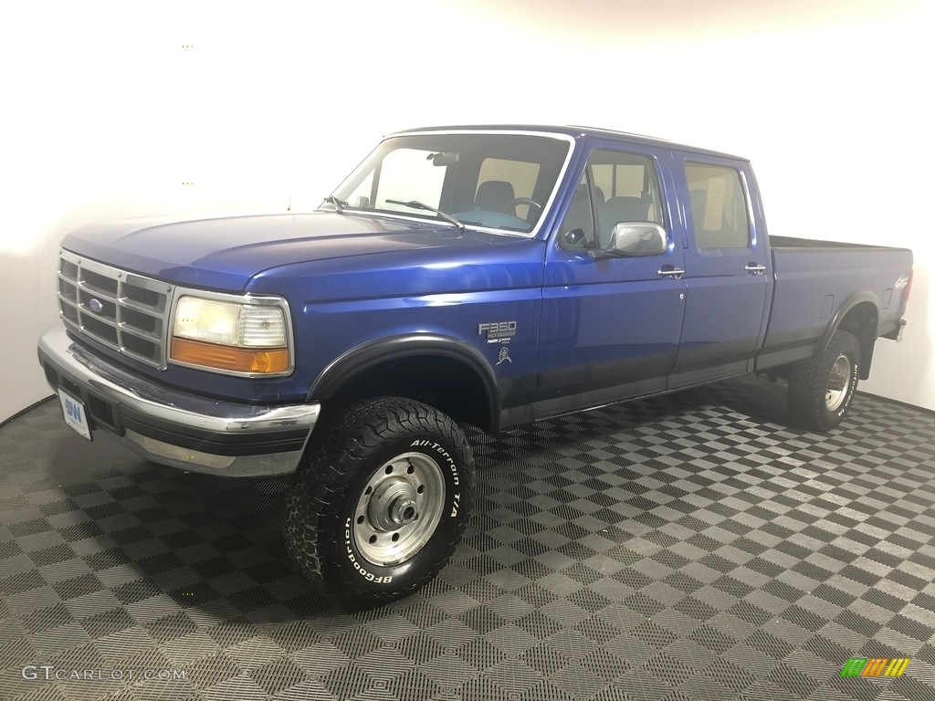 1997 F350 XLT Crew Cab 4x4 - Royal Blue Metallic / Royal Blue photo #1