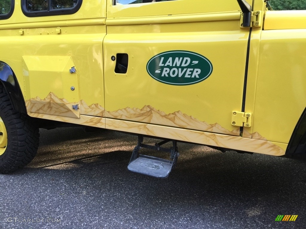 1984 Land Rover Defender 110 Hardtop Black/Tan Door Panel Photo #138724743