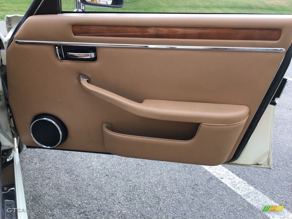 1987 Jaguar XJ XJ6 Biscuit Door Panel Photo #138724797