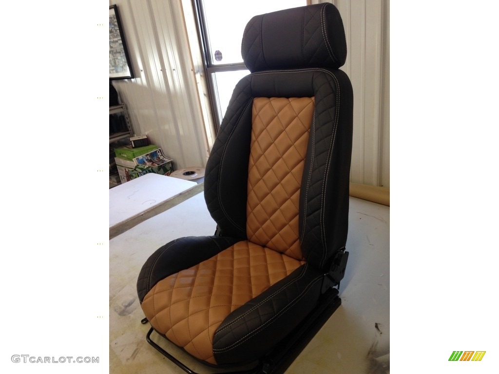 1984 Land Rover Defender 110 Hardtop Front Seat Photo #138724989