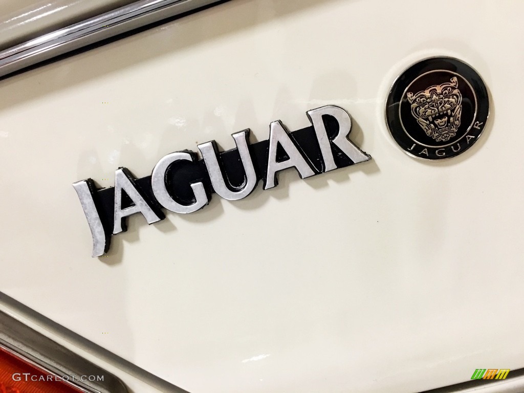 1987 Jaguar XJ XJ6 Marks and Logos Photos