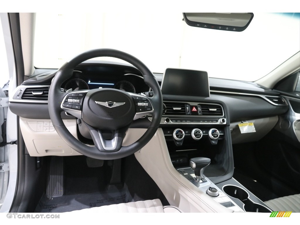 Black/Gray Interior 2020 Hyundai Genesis G70 AWD Photo #138725856
