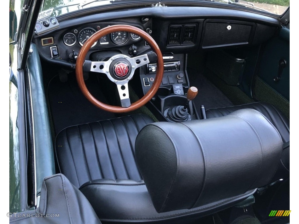 Black Interior 1972 MG MGB Standard MGB Model Photo #138726851