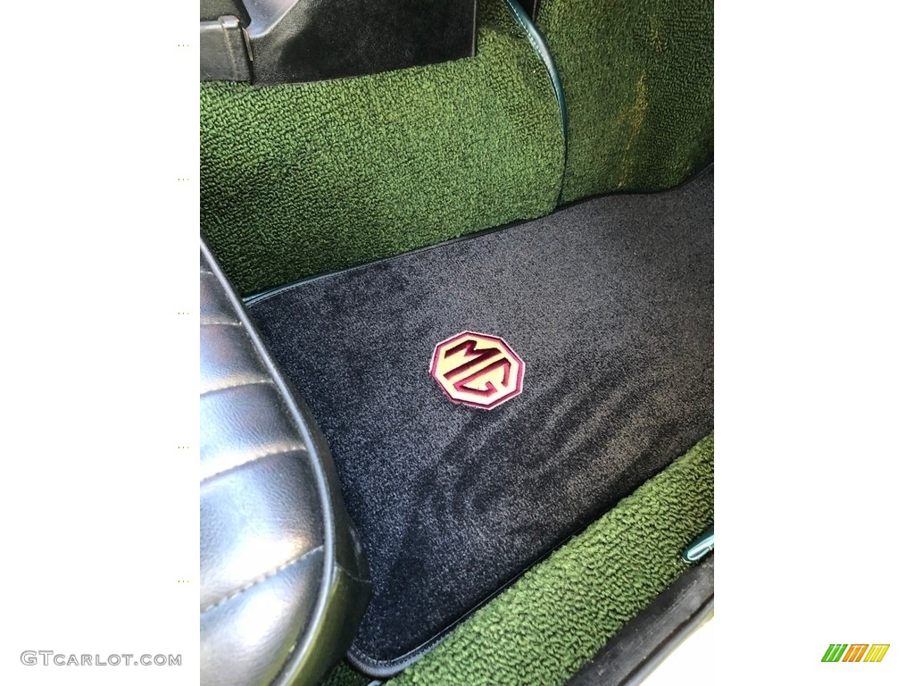 1972 MG MGB Standard MGB Model Marks and Logos Photos