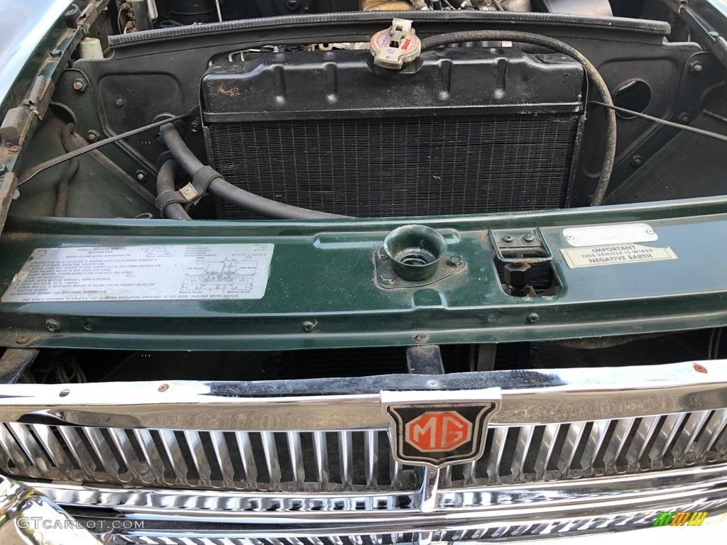 1972 MG MGB Standard MGB Model 1.8 Liter OHV 8-Valve 4 Cylinder Engine Photo #138727178