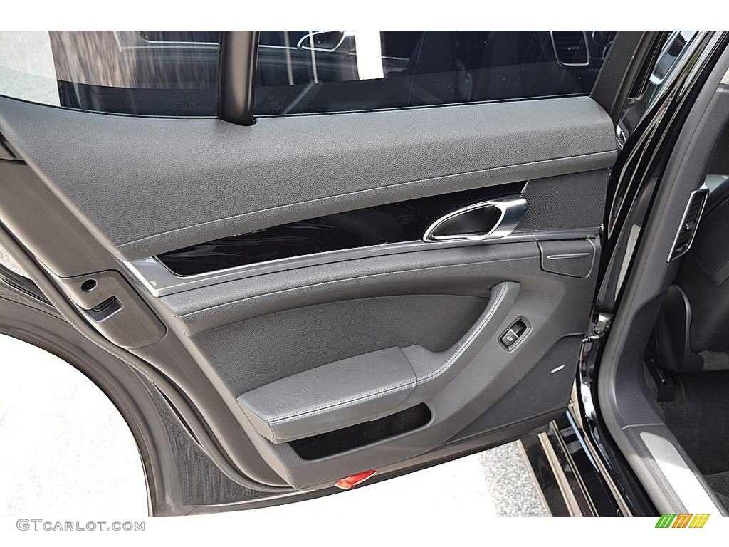2013 Panamera Platinum Edition - Black / Black photo #45