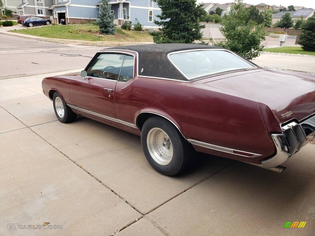 Bugundy Mist 1970 Oldsmobile Cutlass Supreme Hardtop Coupe Exterior Photo #138729201