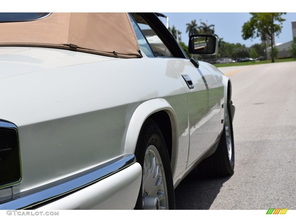 1995 XJ XJS V12 Convertible - Glacier White / Ivory photo #7