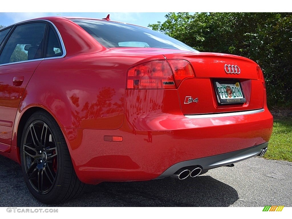 2008 S4 4.2 quattro Sedan - Brilliant Red / Black/Black photo #10