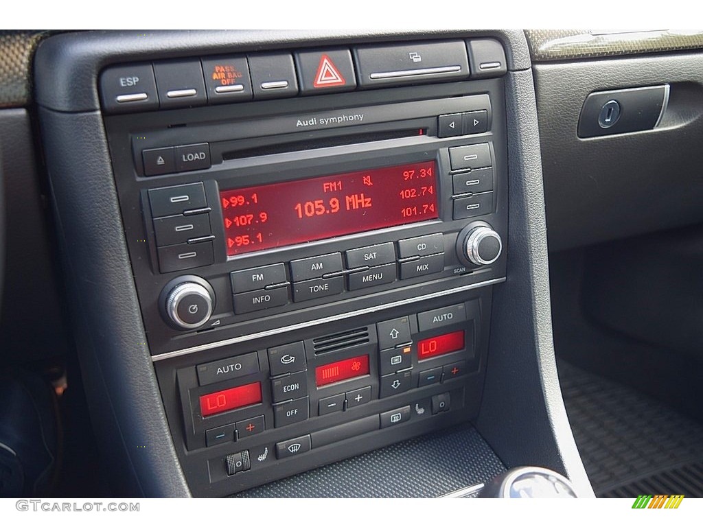 2008 Audi S4 4.2 quattro Sedan Controls Photos